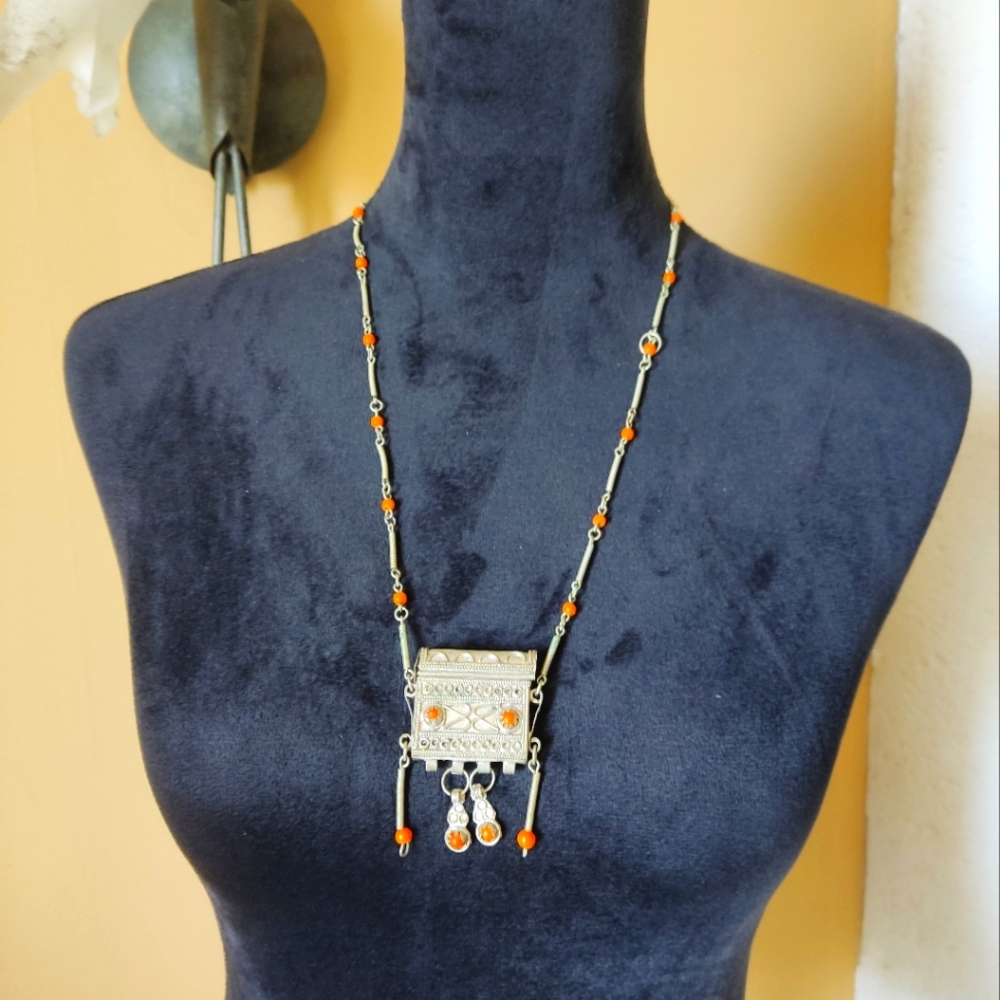 Vintage Nomad Berber Necklace Box Decorated With Orange Stones